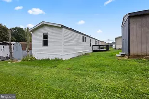15 Rebers Ln, Honey Brook, PA 19344 - Photo 4