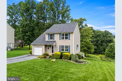 112 Burgundy, Coatesville, PA 19320 - Photo 2