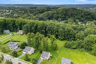 112 Burgundy, Coatesville, PA 19320 - Photo 30