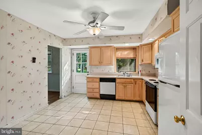 736 W Philip #B115, Phoenixville, PA 19460 - Photo 14
