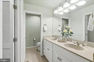 6 Parkside Dr, Elverson, PA 19520 - Photo 10
