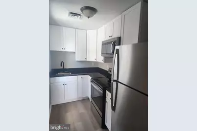 24 N 2nd Avenue UNIT #5, Coatesville, PA 19320 - Photo 2