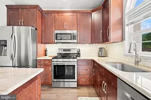 439 Lake George Cir, West Chester, PA 19382 - Photo 8