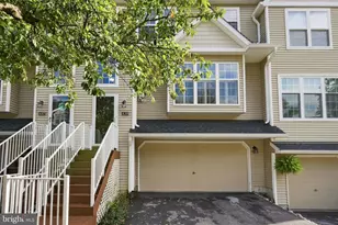 439 Lake George Cir, West Chester, PA 19382 - Photo 2