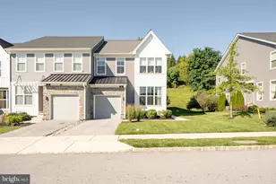 46 Sassafras Ln, Chester Springs, PA 19425 - Photo 2