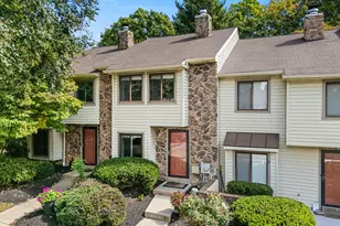 24 Flintlock Ln, Chesterbrook, PA 19087 - Photo 2