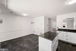 24 Flintlock Ln, Chesterbrook, PA 19087 - Photo 8