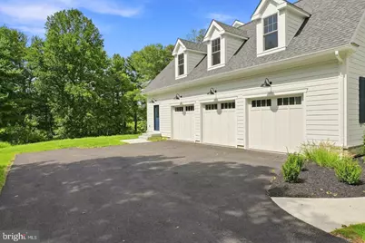 102 Knoxlyn Farm Drive #B, Kennett Square, PA 19348 - Photo 4