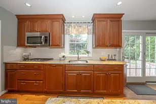 487 Winston Way, Berwyn, PA 19312 - Photo 14