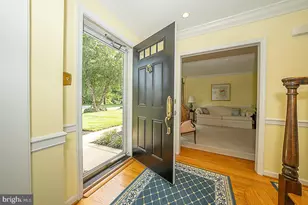 487 Winston Way, Berwyn, PA 19312 - Photo 2