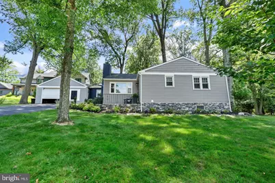 305 Irish Road, Berwyn, PA 19312 - Photo 2