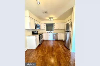 122 Caernarvon Court, Exton, PA 19341 - Photo 2