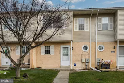 328 Carlyn Court, Downingtown, PA 19335 - Photo 2