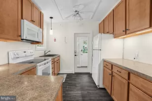 338 Grover St, Phoenixville, PA 19460 - Photo 10