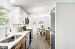 69 S Brandywine Ave, Coatesville, PA 19320 - Photo 12