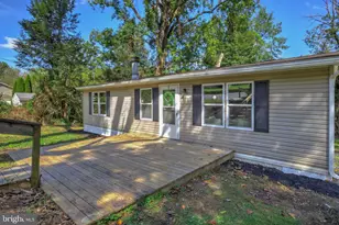 69 S Brandywine Ave, Coatesville, PA 19320 - Photo 18