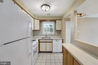936 Railway Square #17, West Chester, PA 19380 - Photo 8