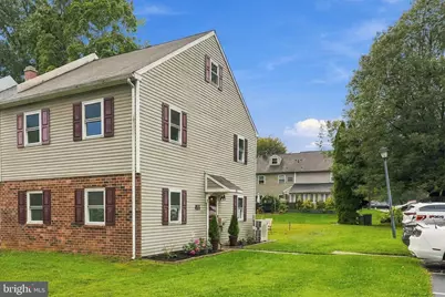 453 E Cardigan Terrace #453, West Chester, PA 19380 - Photo 2
