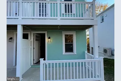 114 E Cedar Street, Kennett Square, PA 19348 - Photo 2