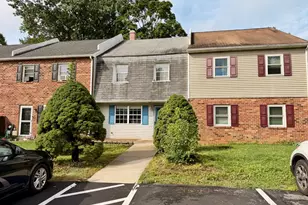 454 E Cardigan Terrace, West Chester, PA 19380 - Photo 2