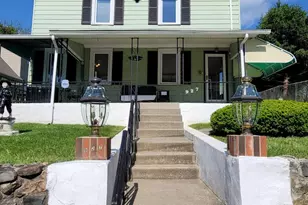 927 Mt Pleasant Ave, Wayne, PA 19087 - Photo 1