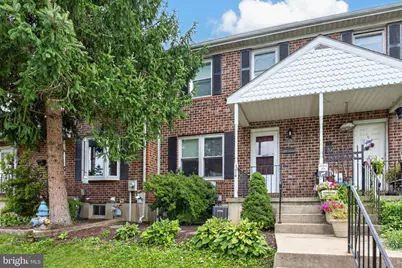374 Washington Avenue, Phoenixville, PA 19460 - Photo 2