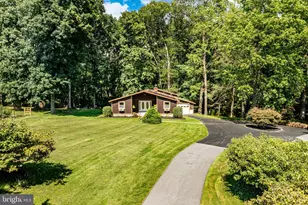 115 Windy Hill Rd, Downingtown, PA 19335 - Photo 2