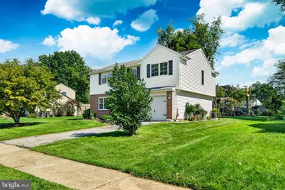 162 Lake Drive, Downingtown, PA 19335 - Photo 2