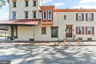 240 W Miner St, West Chester, PA 19382 - Photo 2