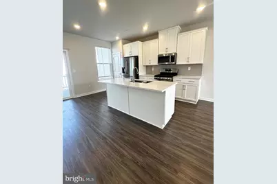 737 Peony Lane, Spring City, PA 19475 - Photo 2