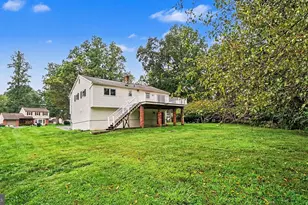 314 Colonial Dr, Exton, PA 19341 - Photo 2