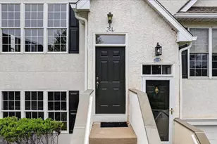 701 Whispering Brooke Dr, Newtown Square, PA 19073 - Photo 4