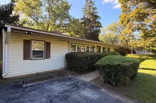 334 Holly Rd, West Chester, PA 19380 - Photo 2