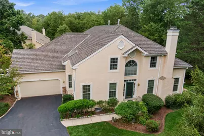 207 Yorktown Place #107, Berwyn, PA 19312 - Photo 1