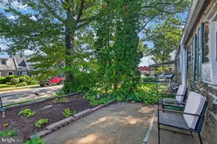 884 Woodlawn Ave, Phoenixville, PA 19460 - Photo 20
