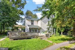 131 Pine Swamp Rd, Elverson, PA 19520 - Photo 2
