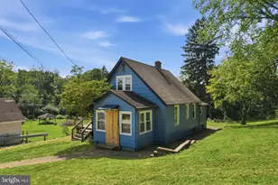 36 Hill St, West Chester, PA 19382 - Photo 2