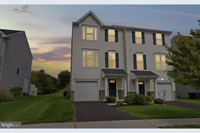 633 Columbus Drive, Spring City, PA 19475 - Photo 2