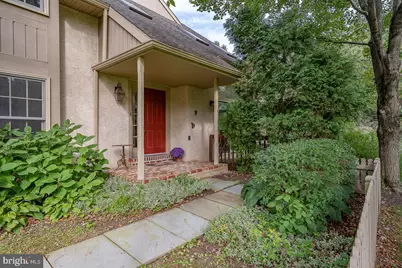 431 Chandlee Dr #233, Berwyn, PA 19312 - Photo 6