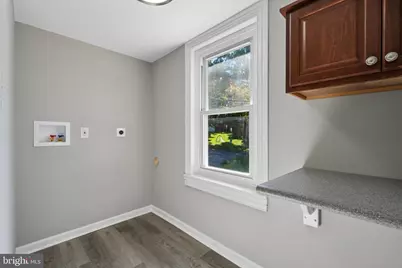 564 W Bridge Street, Phoenixville, PA 19460 - Photo 16