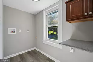 564 W Bridge St, Phoenixville, PA 19460 - Photo 16