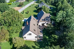 100 Russell Rd, Phoenixville, PA 19460 - Photo 4