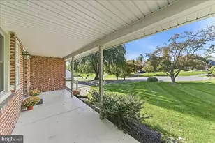 204 Colwyn Terrace, West Chester, PA 19380 - Photo 2