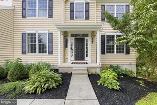 146 Highland Dr, Coatesville, PA 19320 - Photo 2