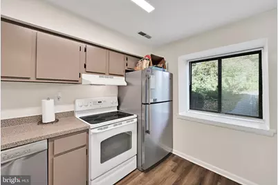 401 Summit House, West Chester, PA 19382 - Photo 6