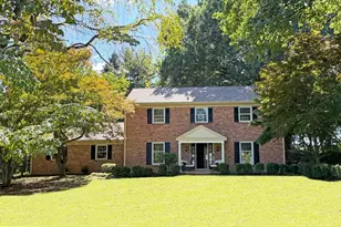502 Beechwood Dr, Kennett Square, PA 19348 - Photo 1