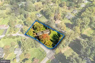 401 Oakland Dr, Downingtown, PA 19335 - Photo 2