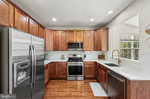2 Shoreham Dr, Coatesville, PA 19320 - Photo 2