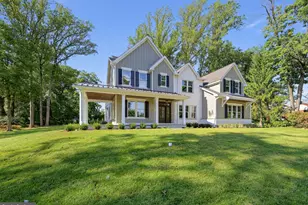 2074 Fox Creek Rd, Berwyn, PA 19312 - Photo 2