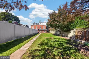 904 W Bridge St, Phoenixville, PA 19460 - Photo 28